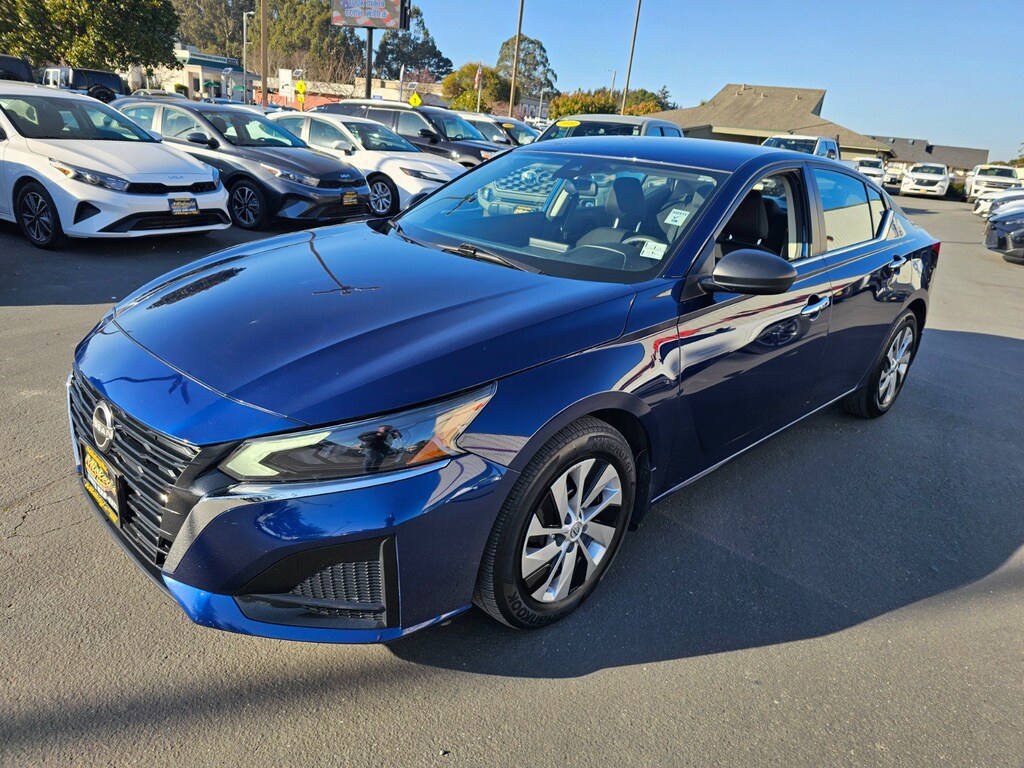 Used 2024 Nissan Altima 2.5 S Sedan