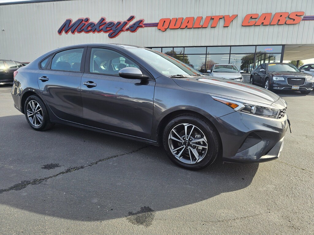 Used 2023 Kia Forte LXS Sedan