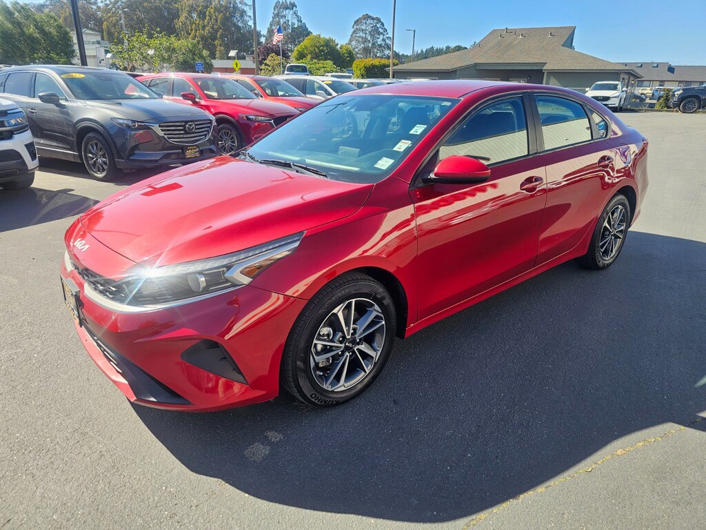 Used 2024 Kia Forte LXS Sedan