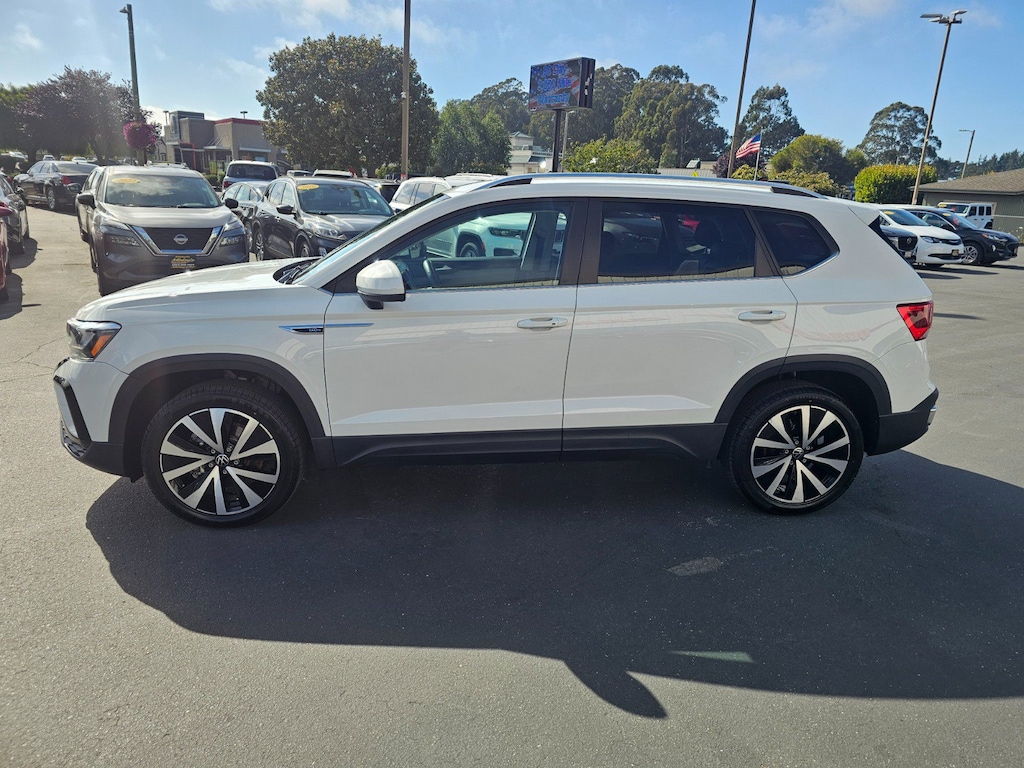 Used 2022 Volkswagen Taos 1.5T SE SUV