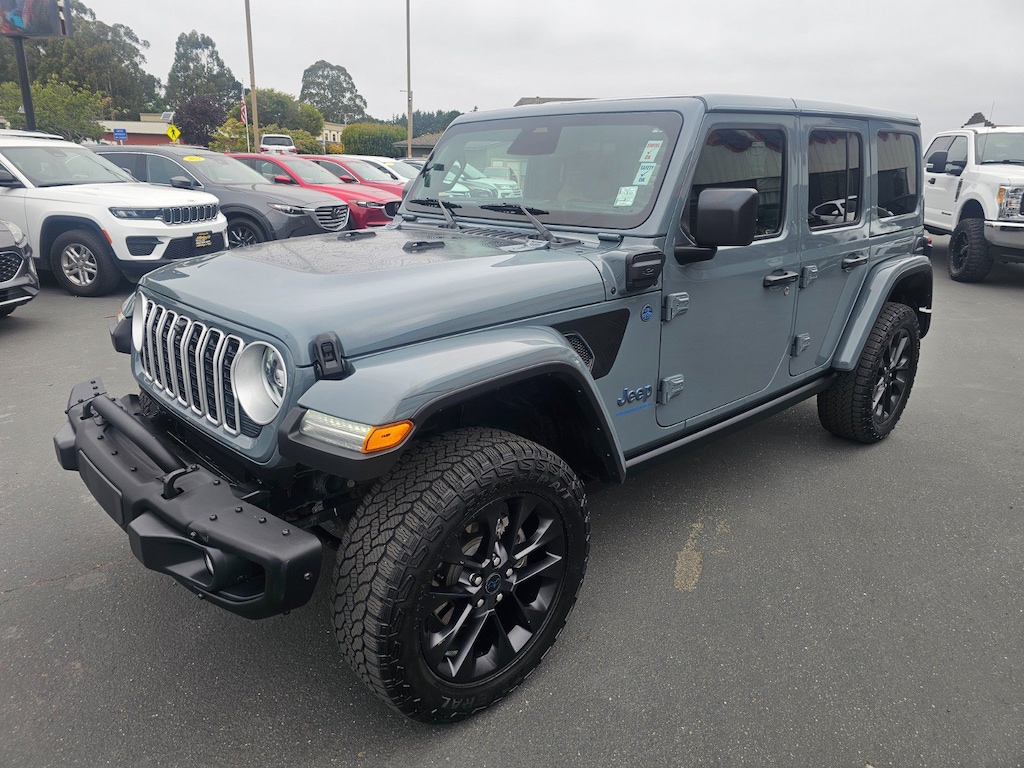 Used 2025 Jeep Wrangler 4xe BACKCOUNRTY SUV