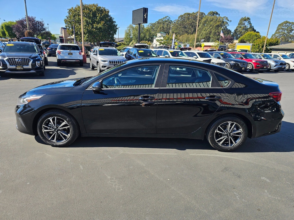 Used 2024 Kia Forte LXS Sedan