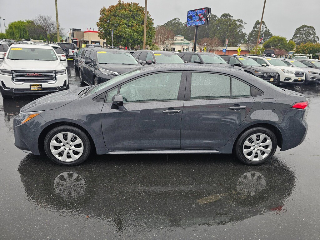Used 2024 Toyota Corolla LE Sedan