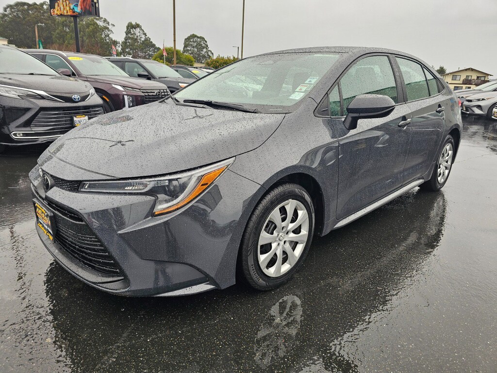 Used 2024 Toyota Corolla LE Sedan