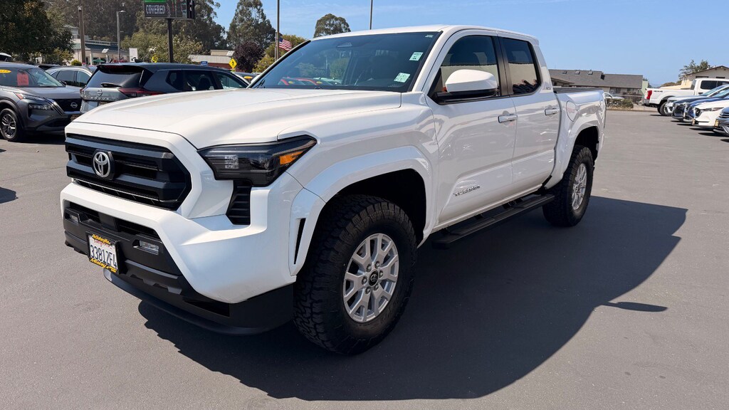 Used 2025 Toyota Tacoma SR5 Truck Double Cab