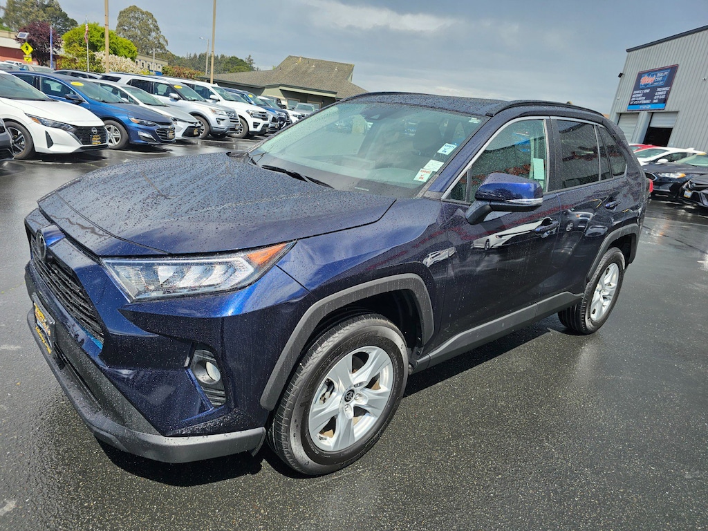 Used 2021 Toyota RAV4 XLE SUV