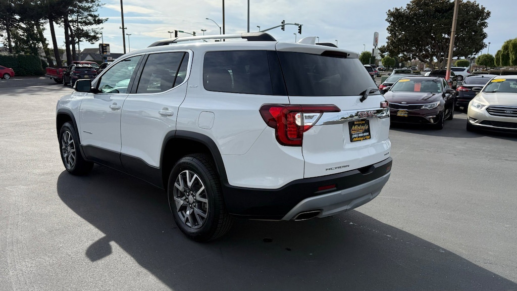 Used 2023 GMC Acadia SLT SUV
