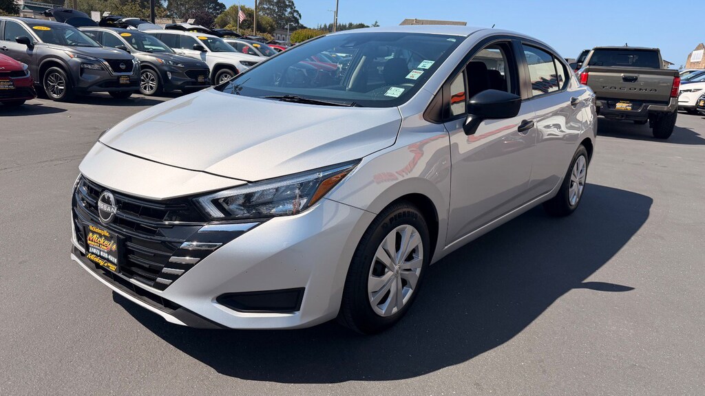 Used 2025 Nissan Versa 1.6 S Sedan
