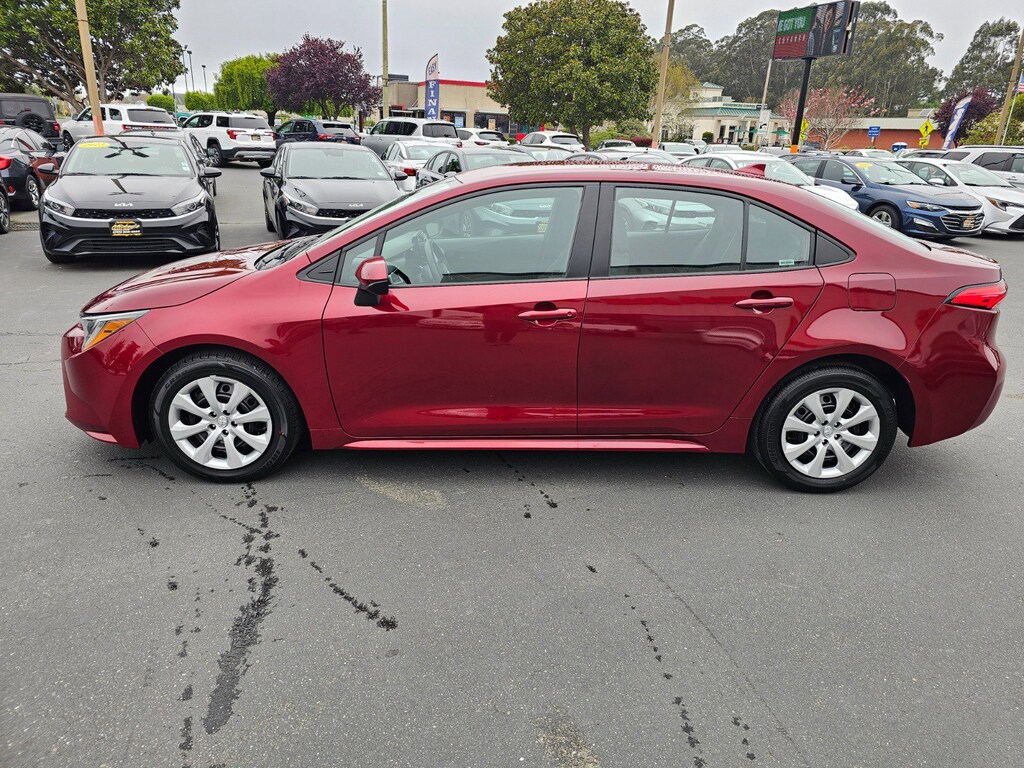 Used 2024 Toyota Corolla LE Sedan
