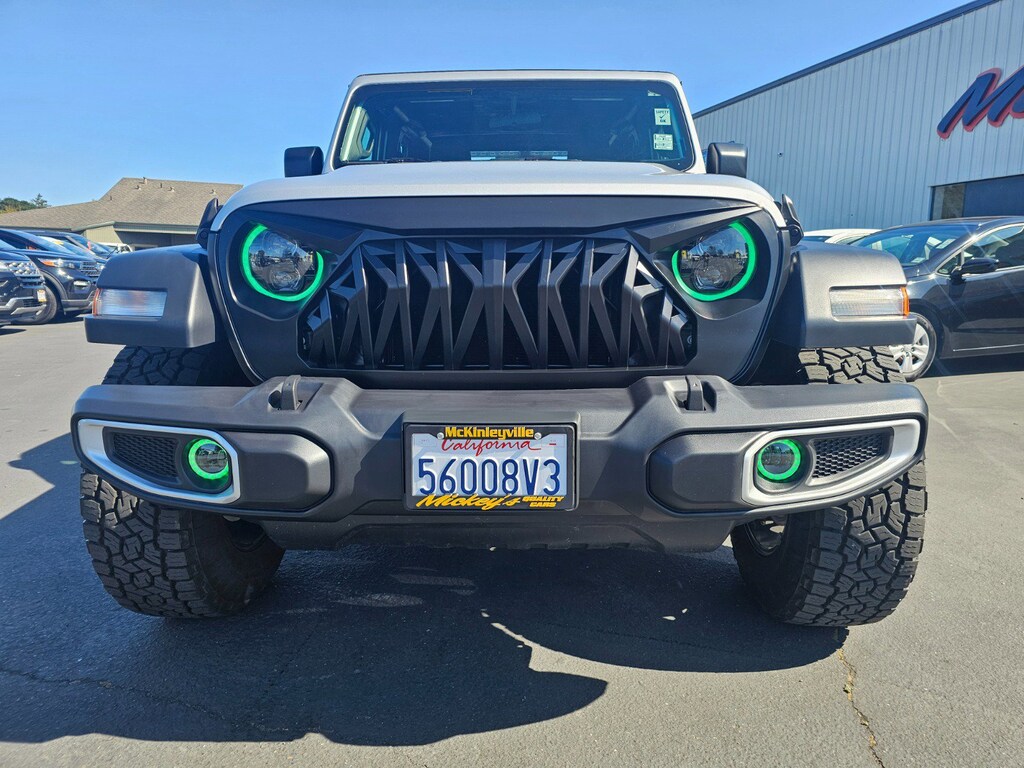Used 2024 Jeep Gladiator Sport Truck Crew Cab
