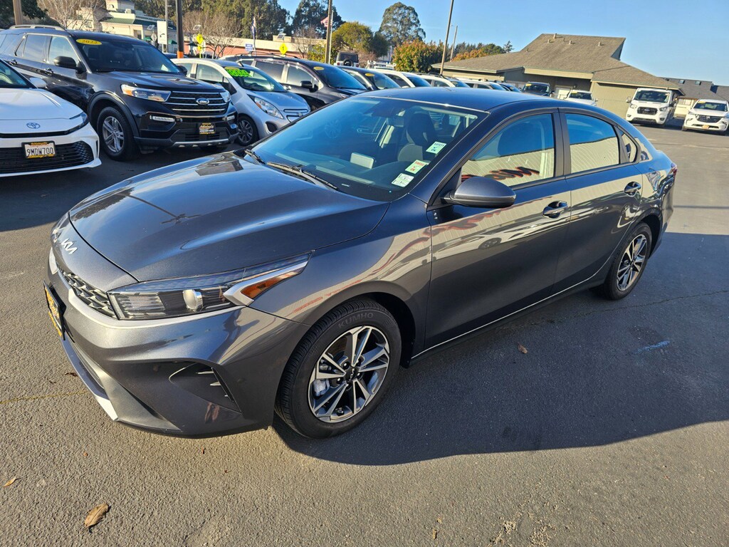 Used 2024 Kia Forte LXS Sedan