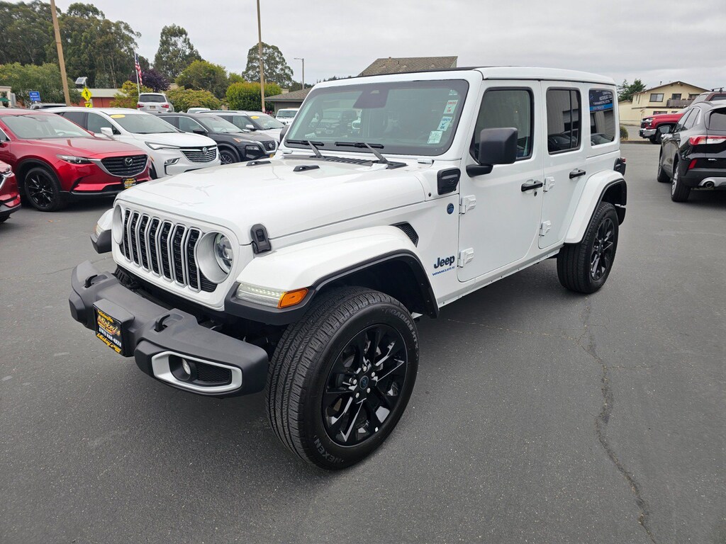 Used 2025 Jeep Wrangler 4xe Sahara SUV