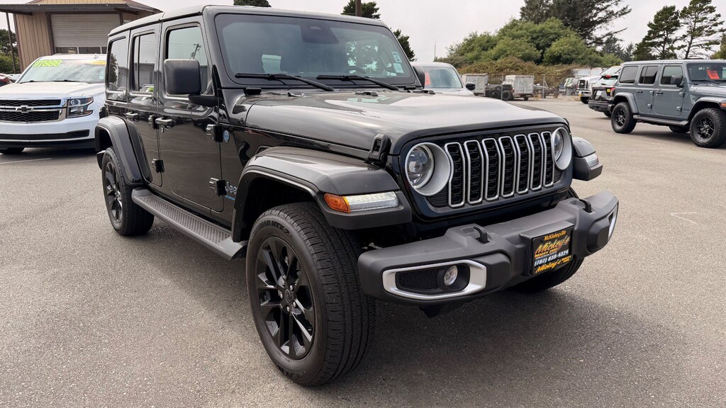 Used 2025 Jeep Wrangler 4xe Sahara SUV