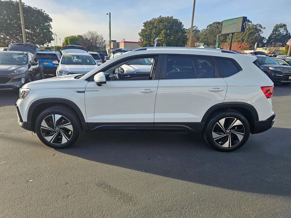 Used 2024 Volkswagen Taos 1.5T SE SUV