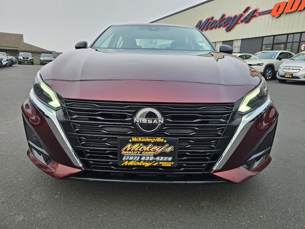 Used 2024 Nissan Altima 2.5 SV Sedan