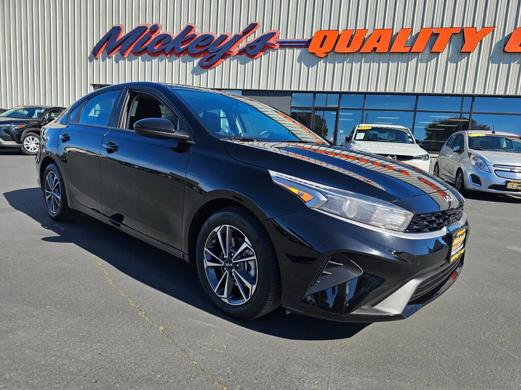 Used 2024 Kia Forte LXS Sedan