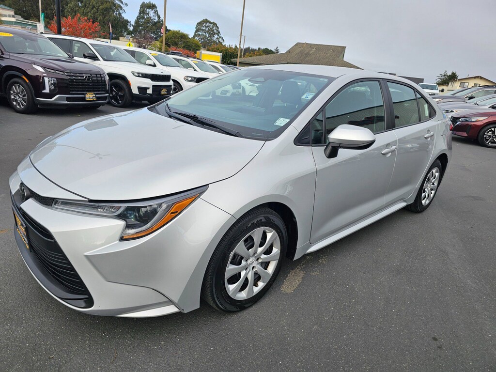 Used 2024 Toyota Corolla LE Sedan