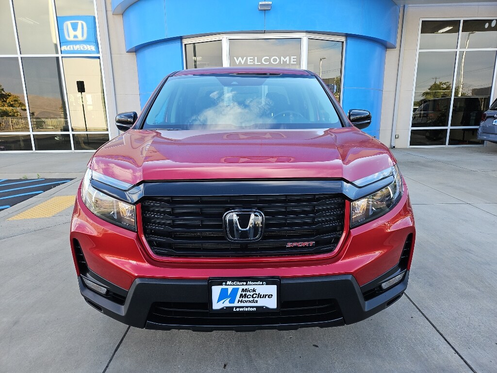 2021 Honda Ridgeline Sport photo 2