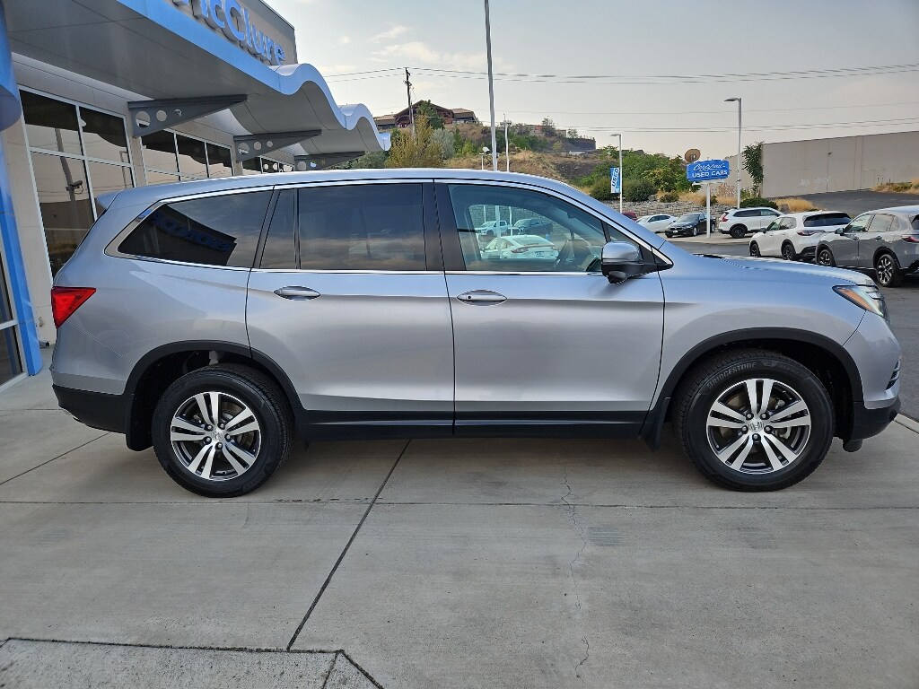 2018 Honda Pilot EX photo 4