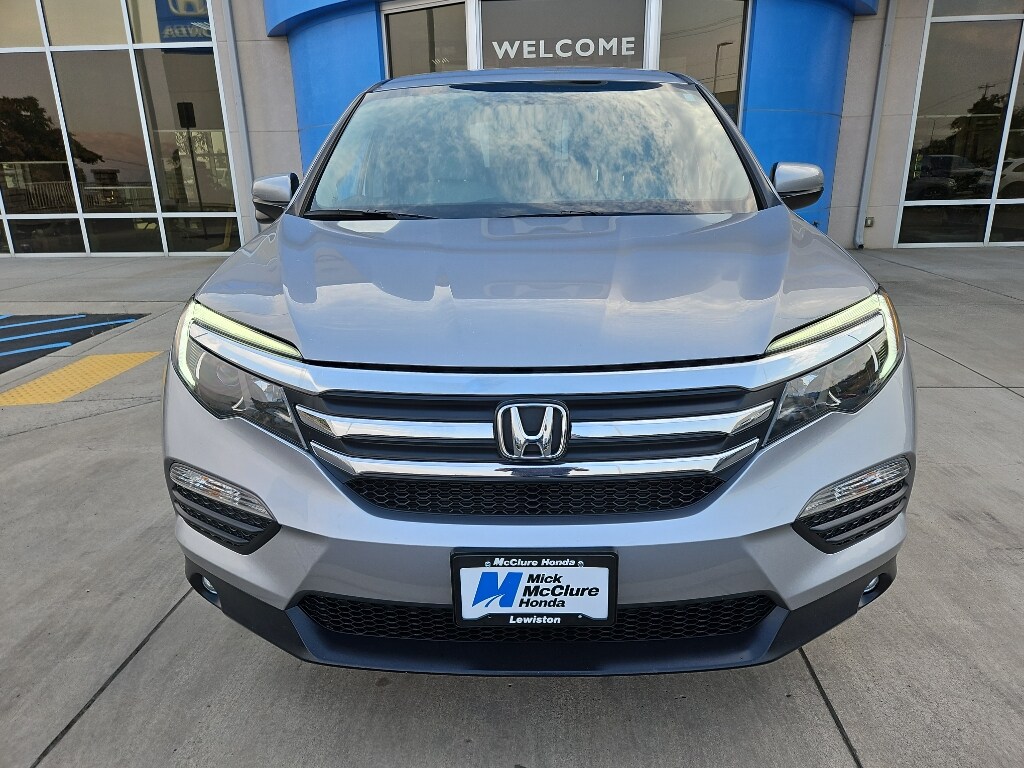 2018 Honda Pilot EX photo 2
