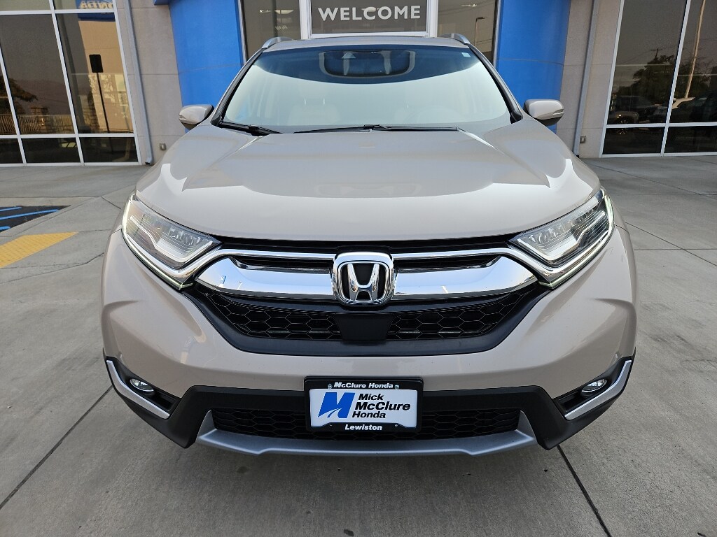2018 Honda CR-V Touring photo 2