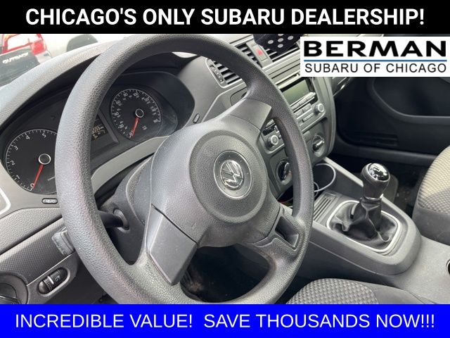 2014 Volkswagen Jetta 2.0 S photo 3