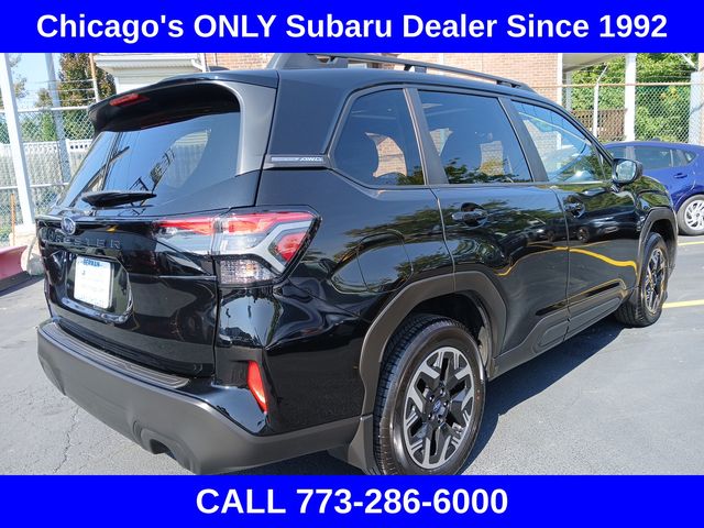 2025 Subaru Forester Premium Base photo 3