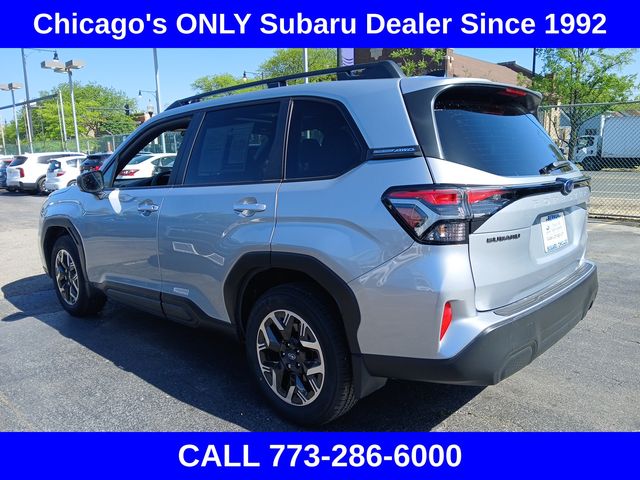 2025 Subaru Forester Premium Base photo 4