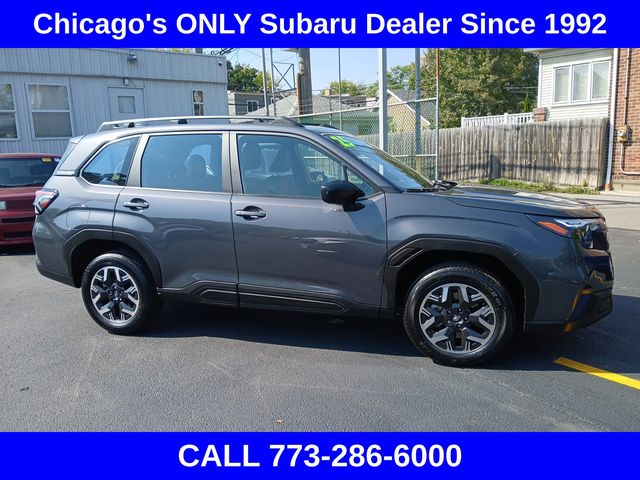 2025 Subaru Forester Base photo 2