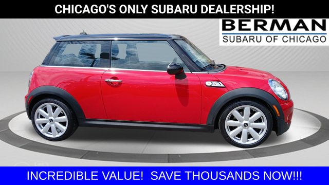Used 2008 MINI Cooper S with VIN WMWMF73508TV33943 for sale in Chicago, IL