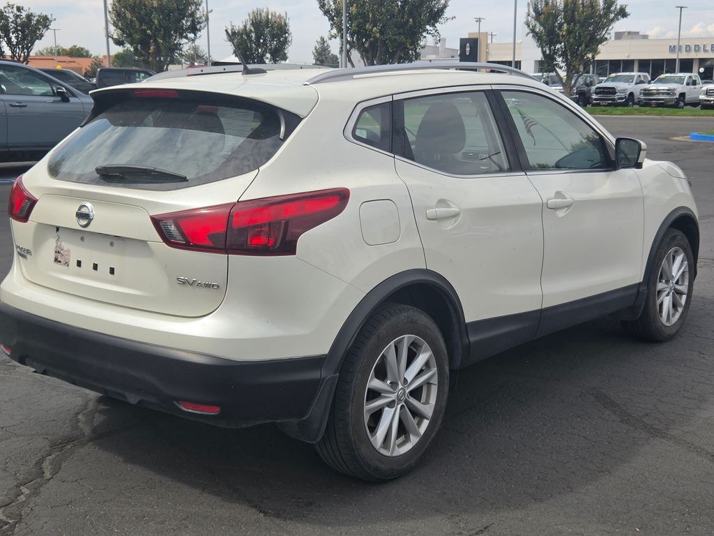 Used 2017 Nissan Rogue Sport SV SUV