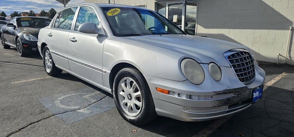 Used 2006 Kia Amanti Base Sedan