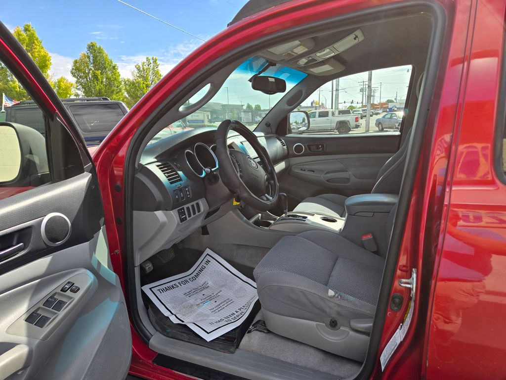 2005 Toyota Tacoma Base - Photo 12