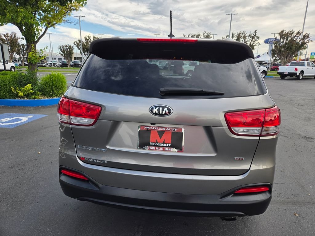 Used 2017 Kia Sorento 2.4 LX SUV