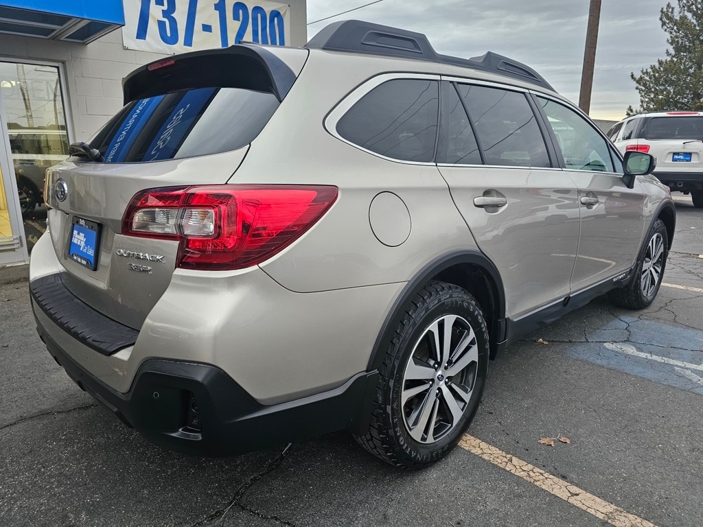 Used 2018 Subaru Outback 3.6R Limited SUV