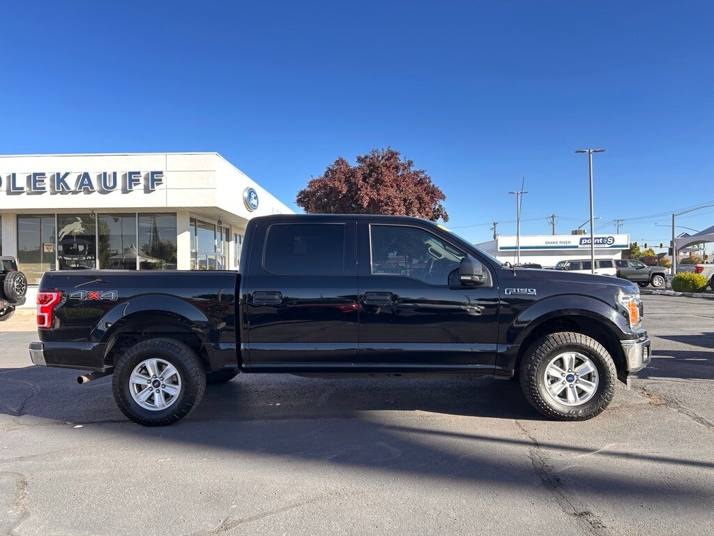 2018 Ford F-150 XLT photo 2