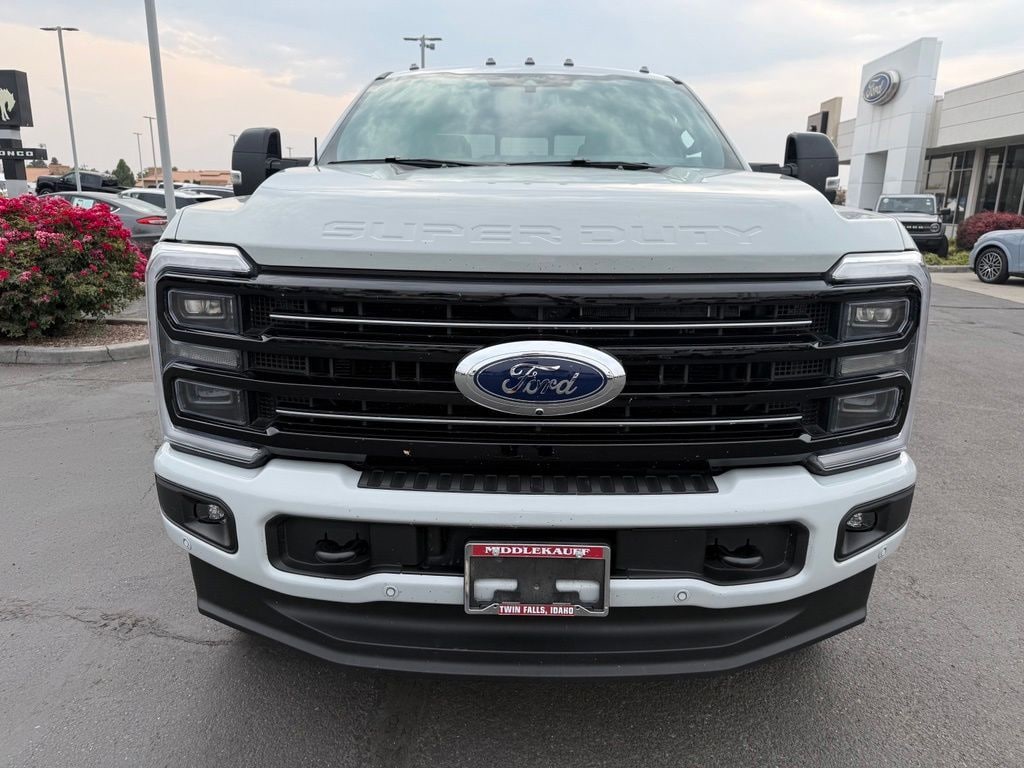 Used 2025 Ford F-250 Crew Cab Truck