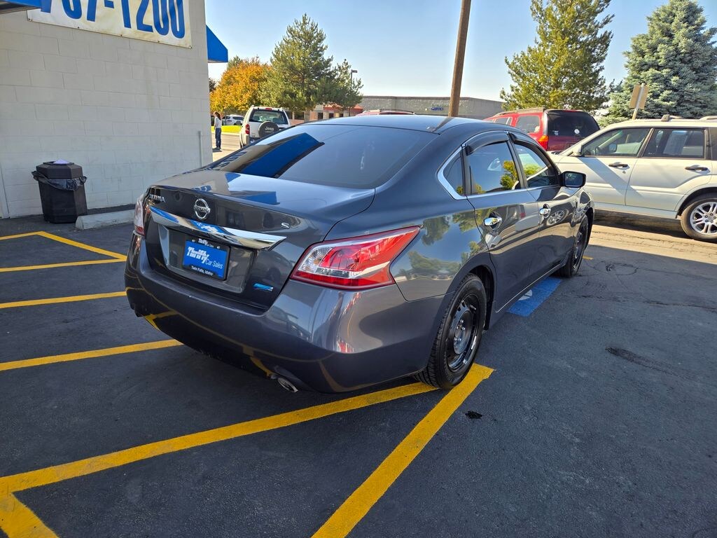 Used 2013 Nissan Altima 2.5 S Sedan