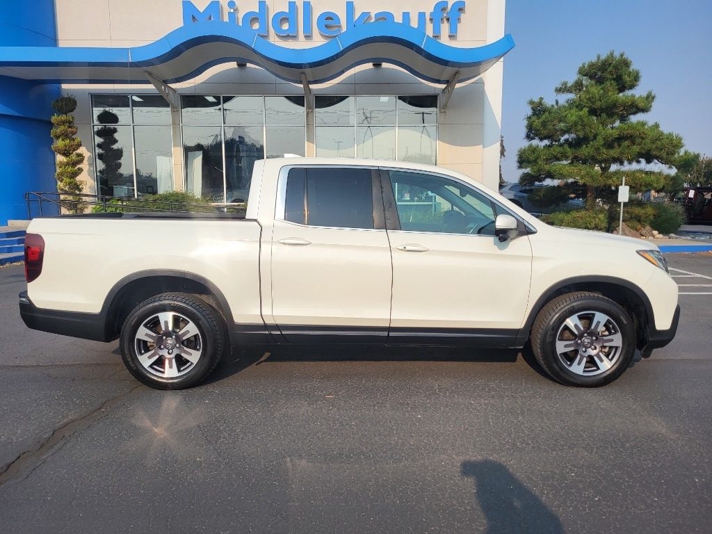 Used 2019 Honda Ridgeline RTL-T with VIN 5FPYK3F63KB008793 for sale in Twin Falls, ID