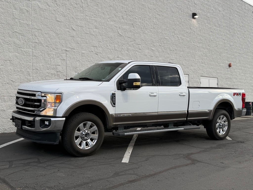 2020 Ford F-350 Super Duty Lariat's photo