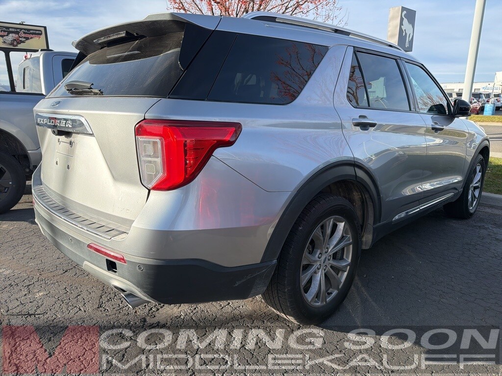 2022 Ford Explorer Limited photo 2