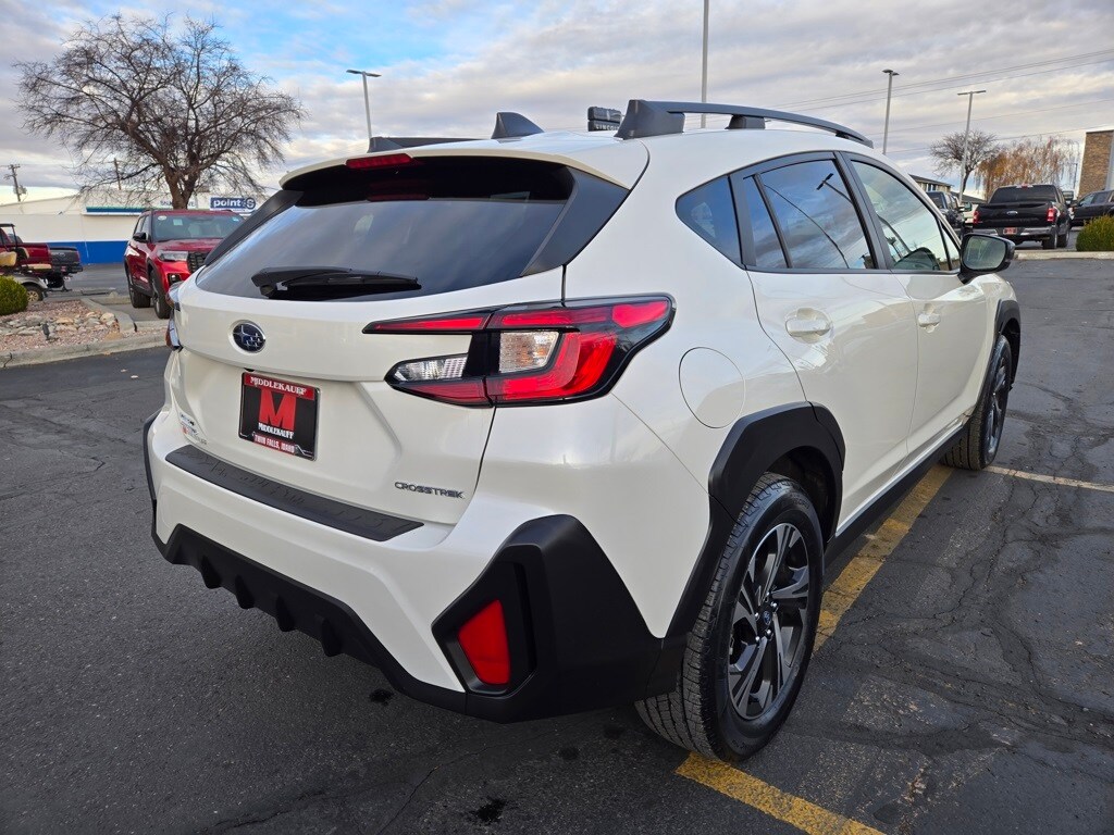 2024 Subaru Crosstrek Premium photo 3