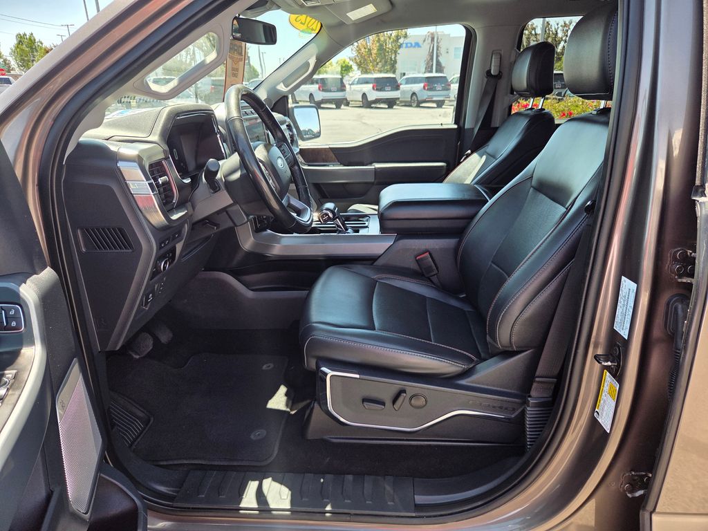 2023 Ford F-150 Lariat - Photo 11