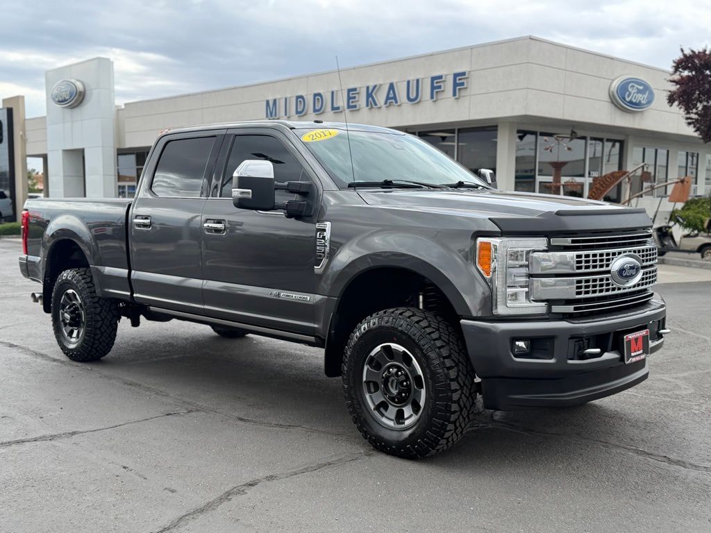 2017 Ford F-250 Platinum 4x4 Crew Cab 8' Box's photo