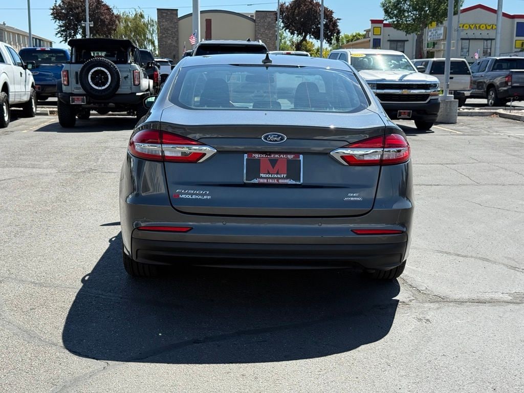 Used 2020 Ford Fusion Hybrid SE Sedan