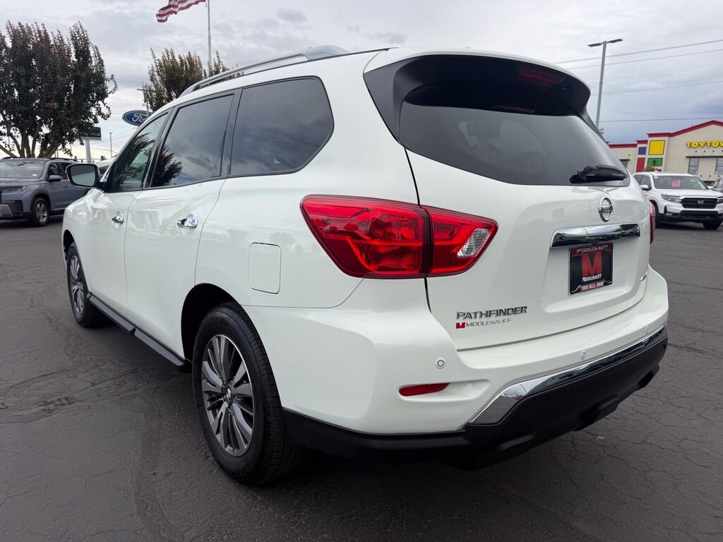 Used 2020 Nissan Pathfinder S SUV