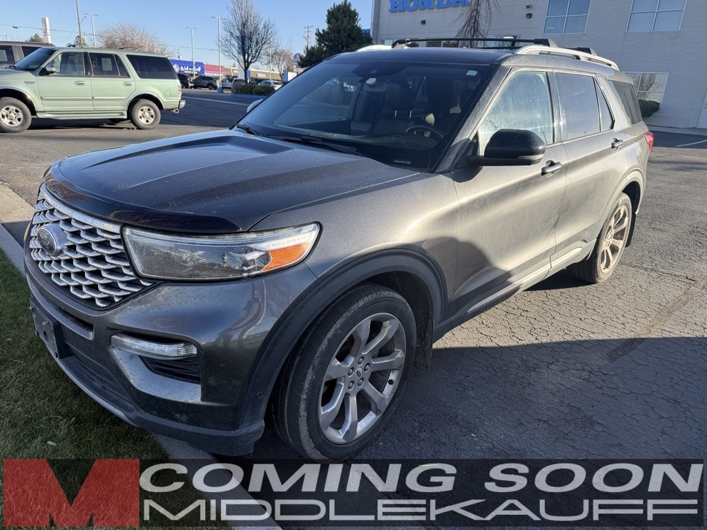 2020 Ford Explorer Platinum's photo