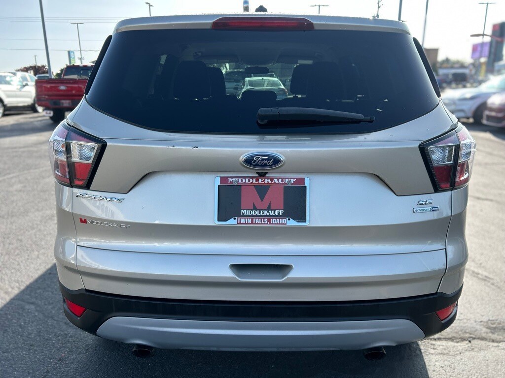 2017 Ford Escape SE photo 4