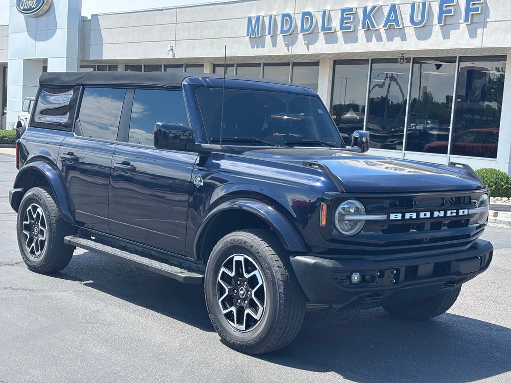2021 Ford Bronco Outer Banks 4x4's photo