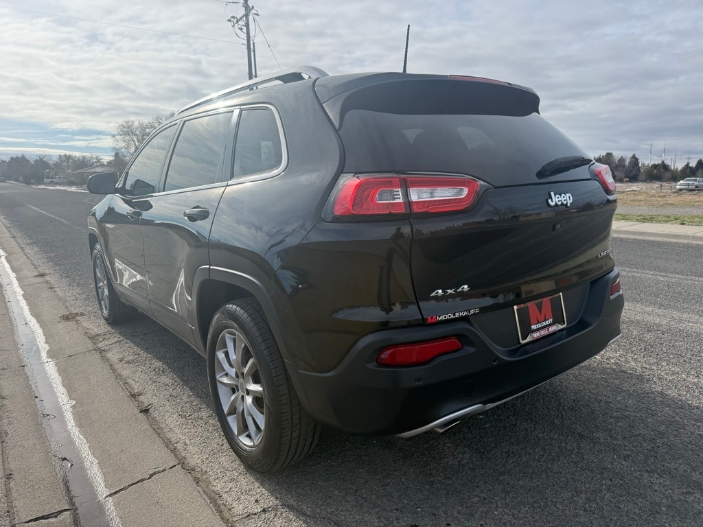 Used 2018 Jeep Cherokee Limited SUV